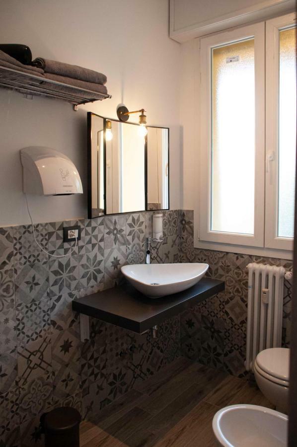 Hotel Fiera Boutique à Bologne Extérieur photo